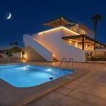 Residencia Lena コラレホ