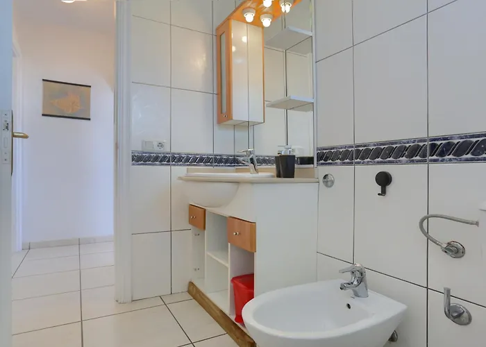 Residencia Lena * كوراليهو