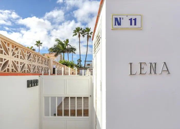 Residencia Lena Corralejo